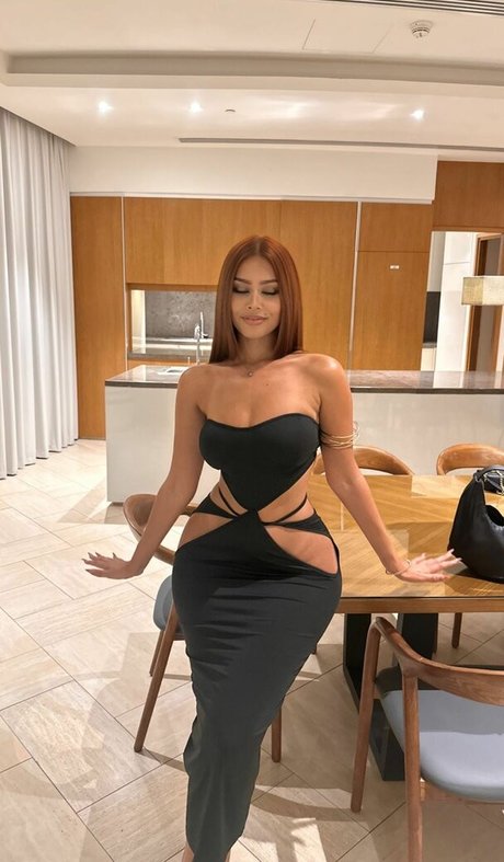 laurgmzz modèle joli photos