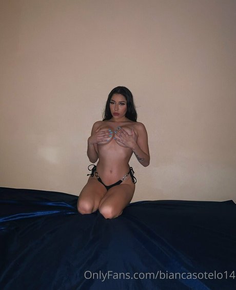 Bianca Sotelo star du porno adulte archive