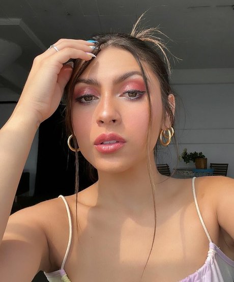 Alondra Delgado étoile sympa img