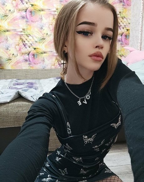 lil ninas modèles nus galerie