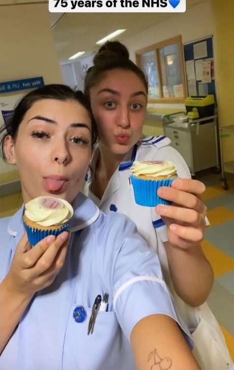 Olivia Forsbrook star du porno sexy photos