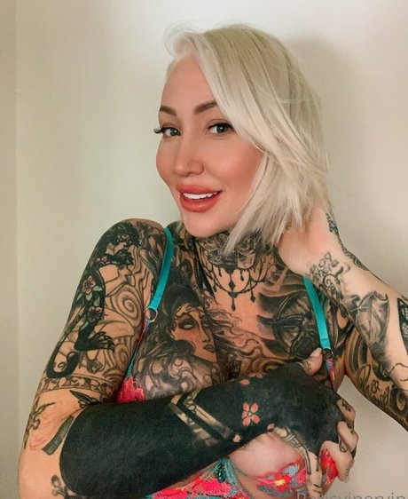 ébène cum onlyfans nu parfait photos