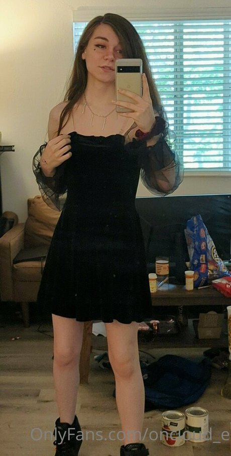 oncloud e actrice hd image