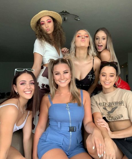 Tahlia A meilleure star du porno des photos