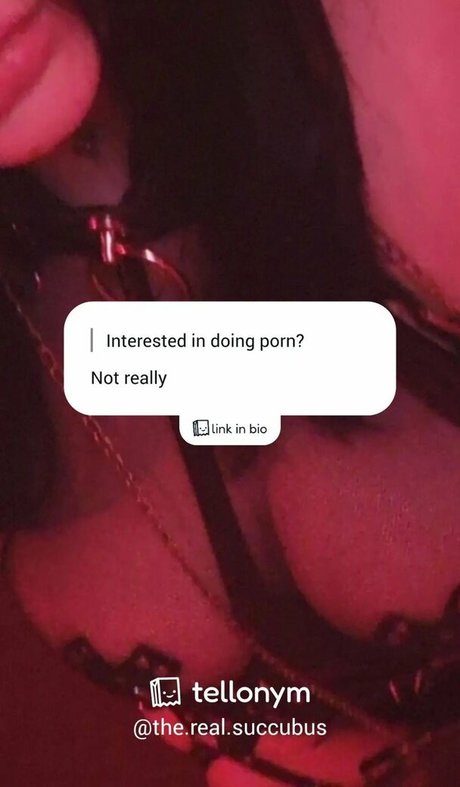 thethreeheadedsnake actrice chaude galerie