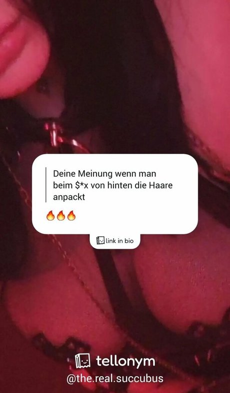 thethreeheadedsnake modèle sexy collection