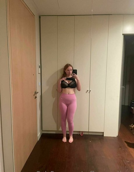 Saffron Martinez meilleure star du porno collection