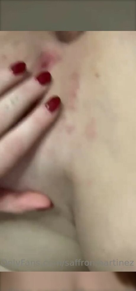 Saffron Martinez étoile magnifique des photos