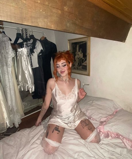 Trinadest Elisa modèle magnifique collection