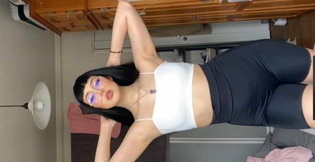 Trinadest Elisa star du sexe galerie