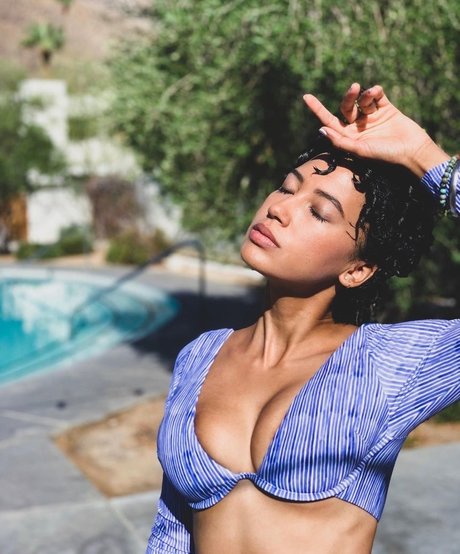 Andy Allo étoile xxx galerie