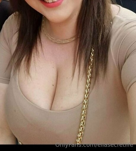 ellasecretlife modèle des photos