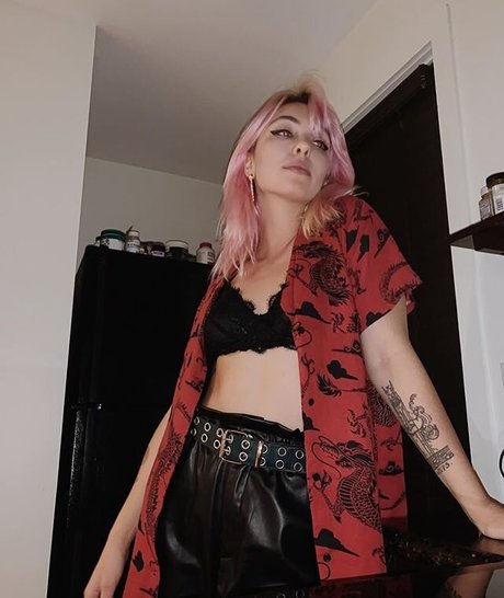 Cami Petyn sexe de star du porno img