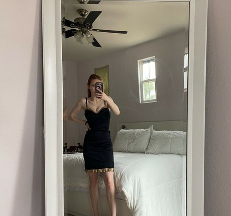 Francesca Capaldi actrice de nus galerie