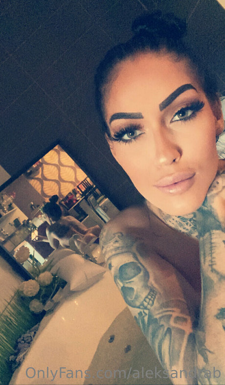 aleksandra myuller art modèle des photos