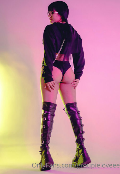 groupielover star exclusive photos