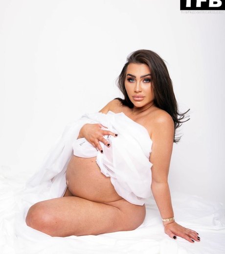 Lauren Goodger star du porno image