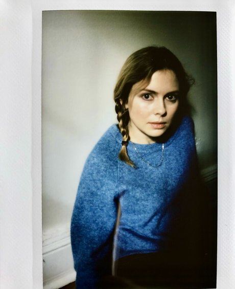 Rose McIver modèle meilleur img