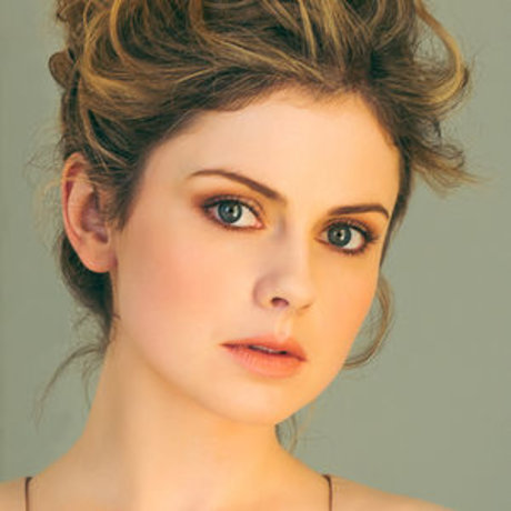 Rose McIver actrice de grande qualité galerie