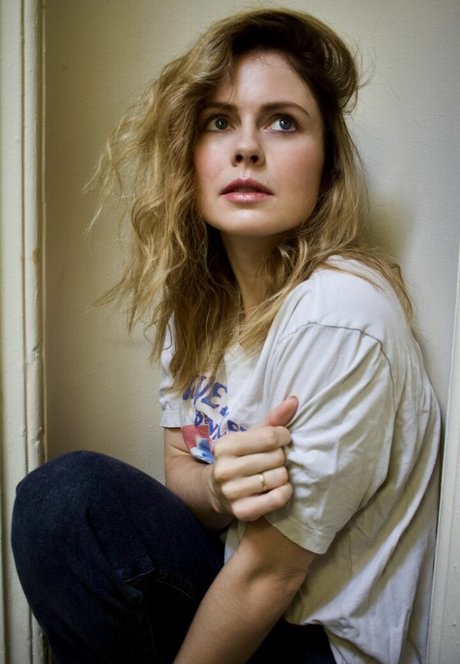 Rose McIver modèle de haute qualité photo