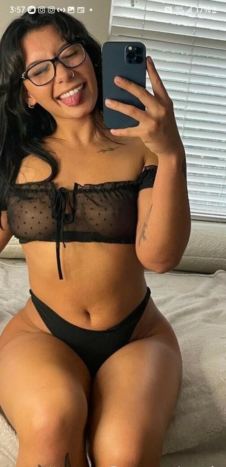 Throatzilla actrice parfaite galerie