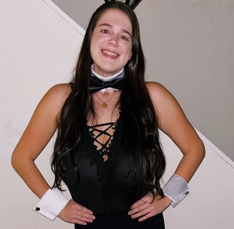 Hannah F actrice nue images