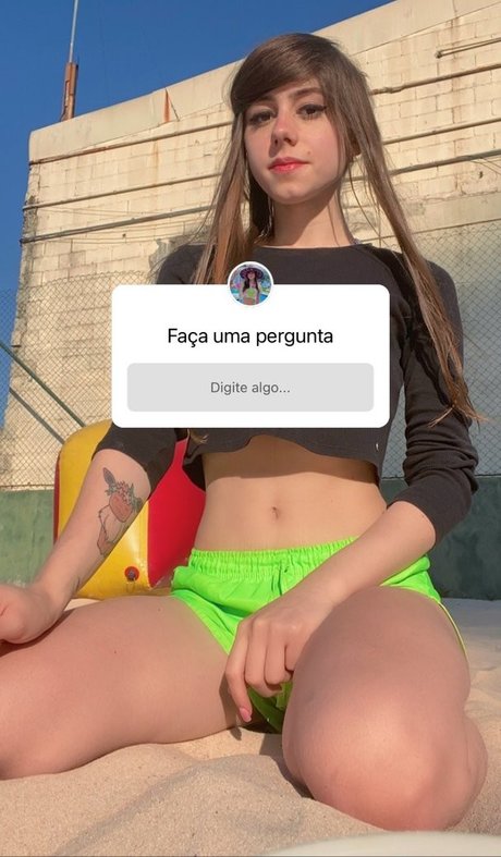 Sayuri Mattar star du porno sexy des photos