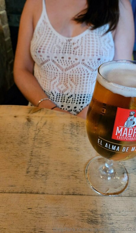 scarlett johnson24 star du porno galerie