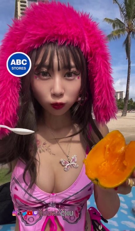 ruunachu étoile érotique archive