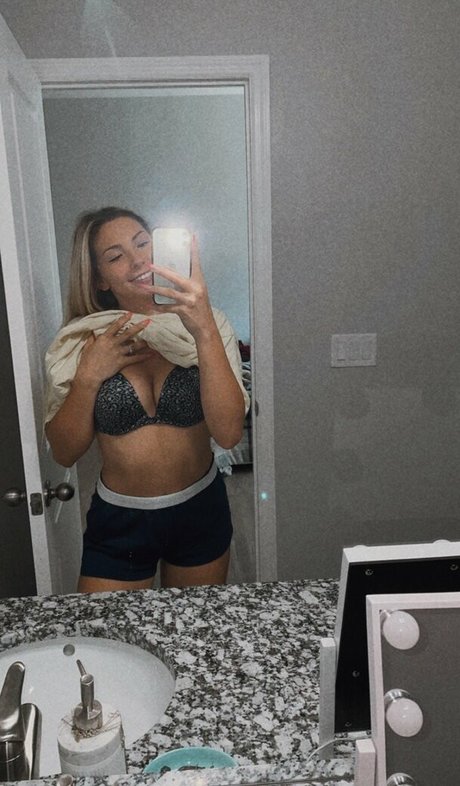 ado asiatique solo onlyfans adulte img