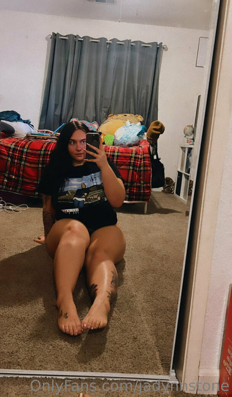 Jadynn Stone star du porno parfaite galerie