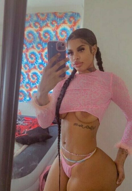 reine de pique onlyfans nus de haute qualité photos