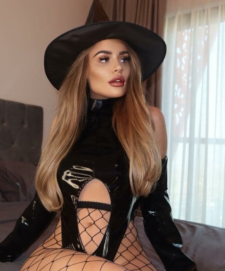 Nicole Farrell star du porno érotique galeries