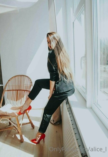 alice l actrice xxx collection