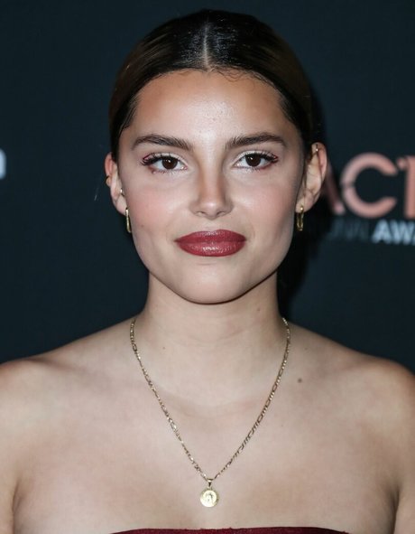 Inde Navarrette actrice adulte collection