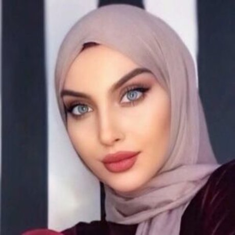 sariikubraa actrice de nus img