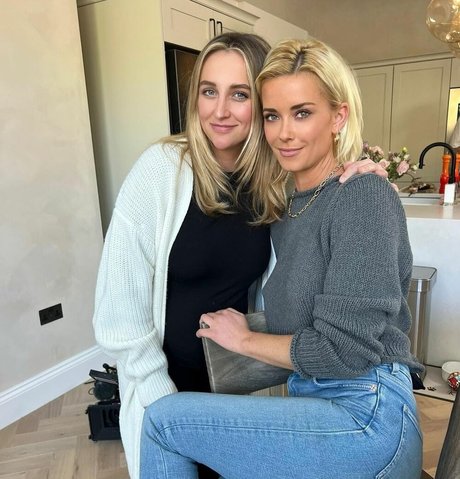 brune petite onlyfans sympa pornographique collection