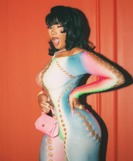 Megan Thee Stallion star du porno chaude archive