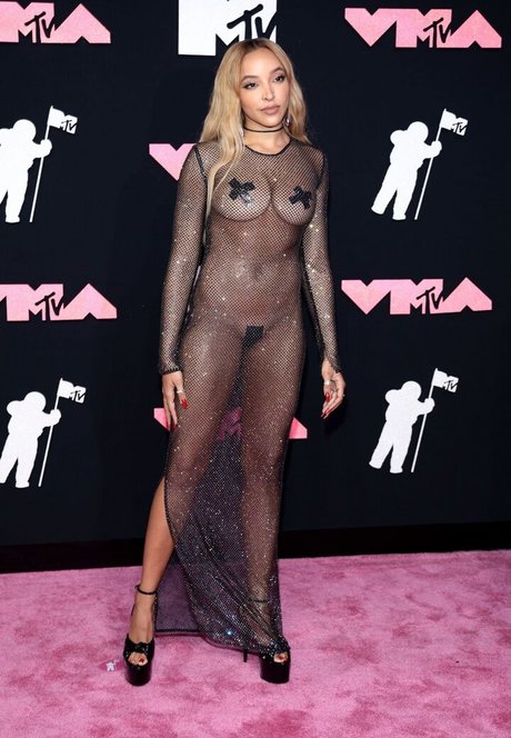 chatte nue onlyfans exclusif img