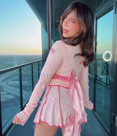 Neekolul modèle gratuit images