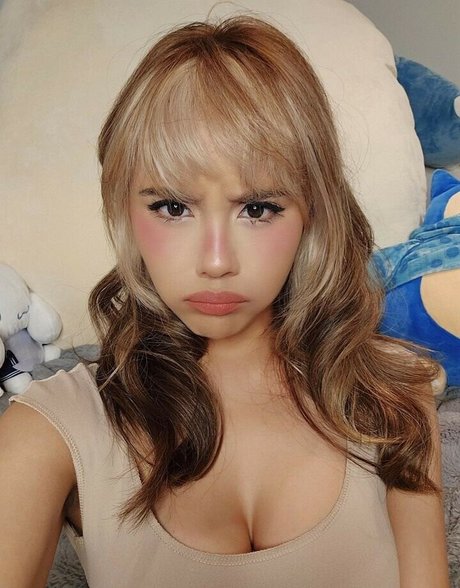 Neekolul actrice parfaite img