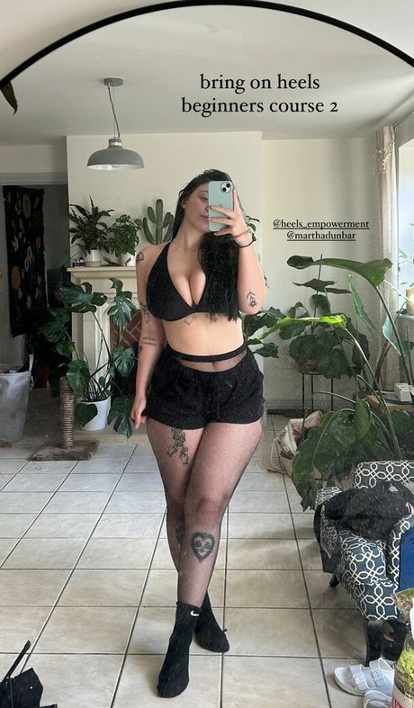 Isabella Dorta star du porno xxx image