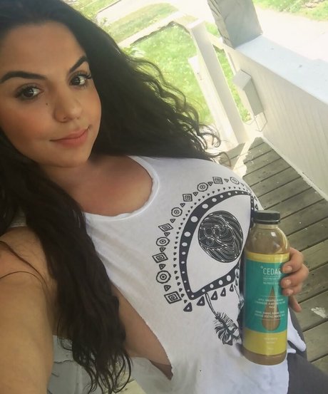 iloveteniah meilleure actrice photos