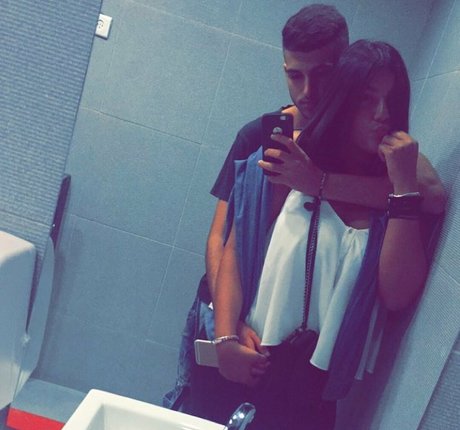 Tomer Asherian star du porno hd des photos