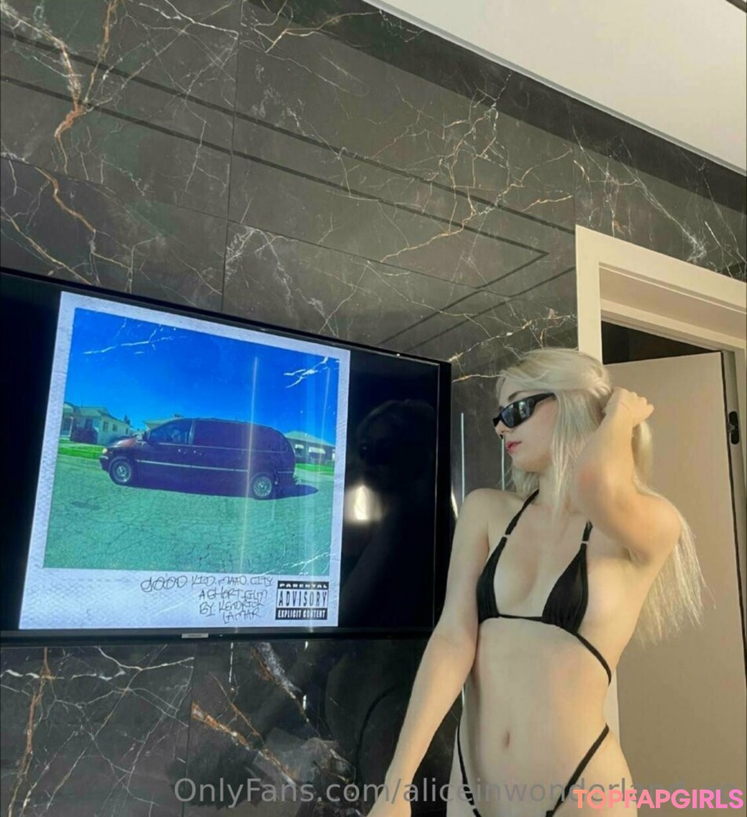 aliceinwonderland xo haut modèle galerie