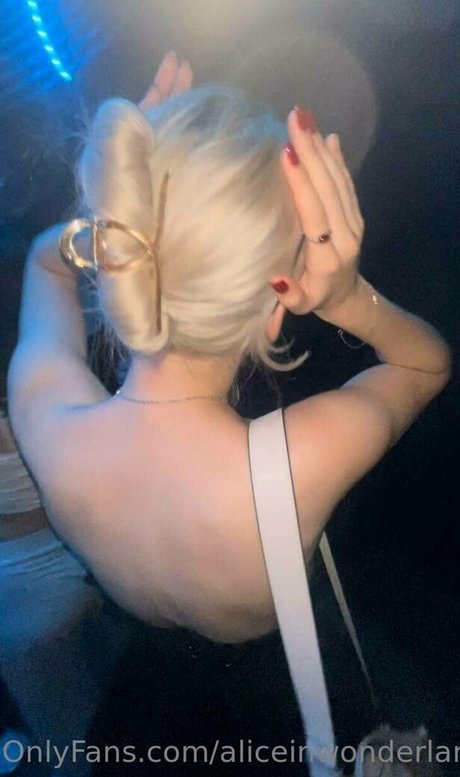 aliceinwonderland xo étoile collection