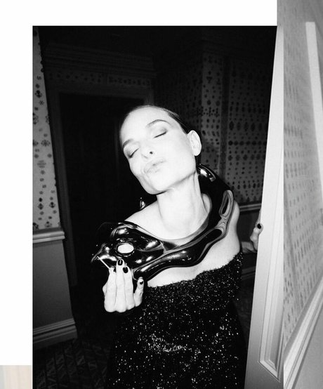 Rebecca Ferguson nus de stars du porno photos