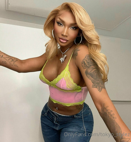 Tokyo Stylez sexe star du porno photo