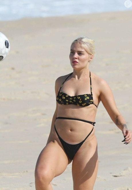 fans de connards transexuelles uniquement nus photo