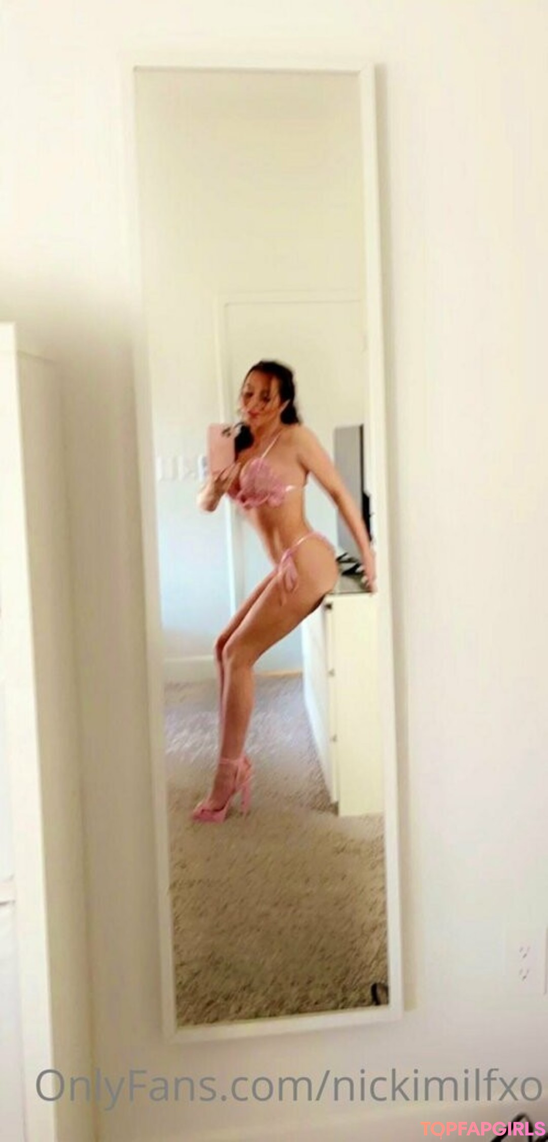 nickixo free star érotique img